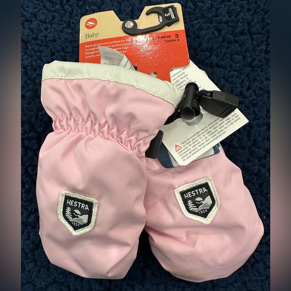 New with tags Baby Hestra Gloves XS/3, Toddler 2. Pink and white.